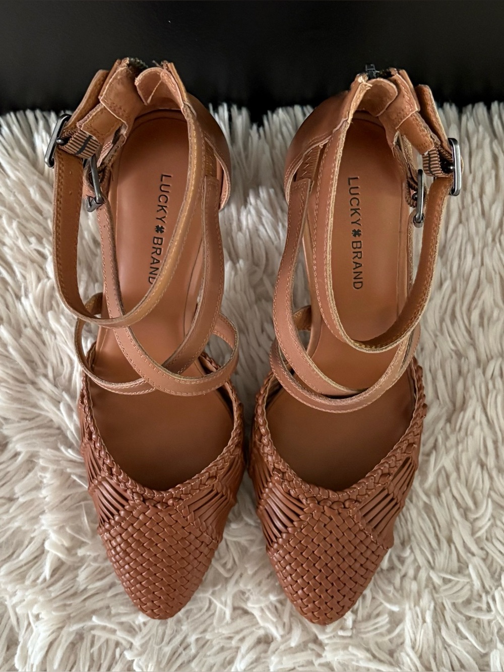 NEW Lucky Brand Womens Mollwin Heeled Pump Brown Leather Wedge Size 8.5 M - Picture 4 of 8